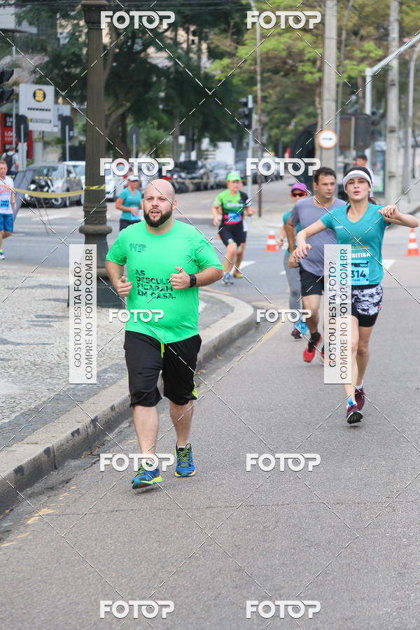 Buy your photos of the eventMeia Maratona Internacional de Curitiba 2018 on Fotop