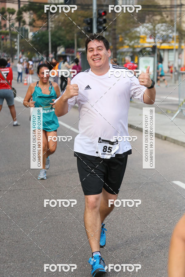 Buy your photos of the eventMeia Maratona Internacional de Curitiba 2018 on Fotop