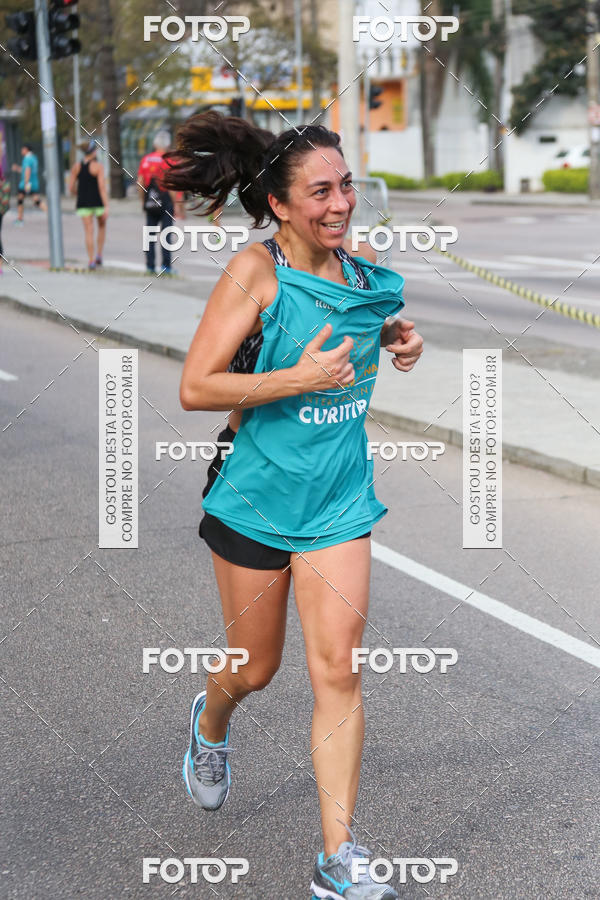 Buy your photos of the eventMeia Maratona Internacional de Curitiba 2018 on Fotop