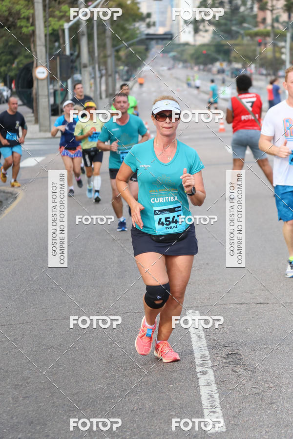 Buy your photos of the eventMeia Maratona Internacional de Curitiba 2018 on Fotop