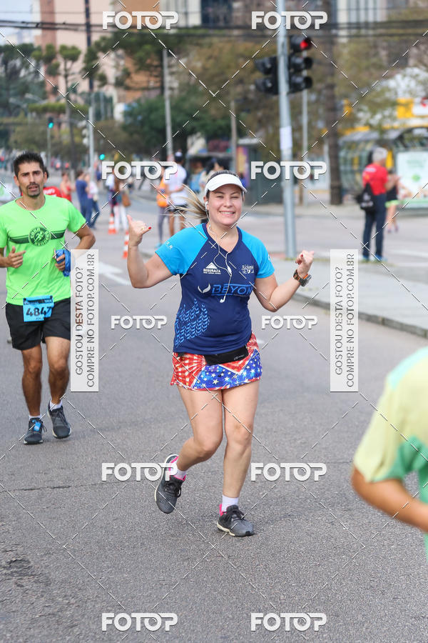 Buy your photos of the eventMeia Maratona Internacional de Curitiba 2018 on Fotop