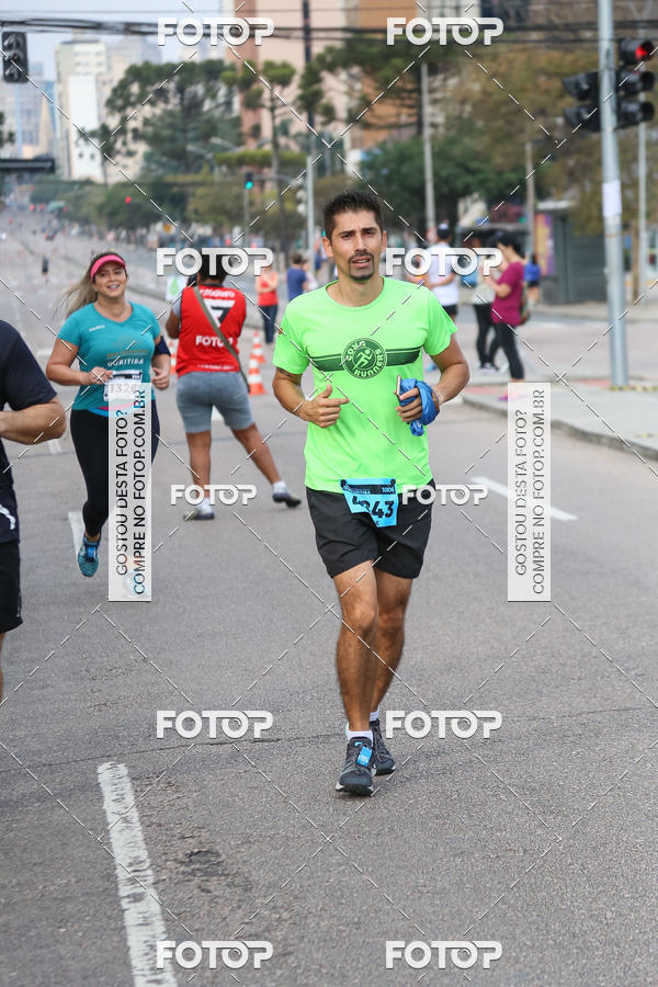 Buy your photos of the eventMeia Maratona Internacional de Curitiba 2018 on Fotop