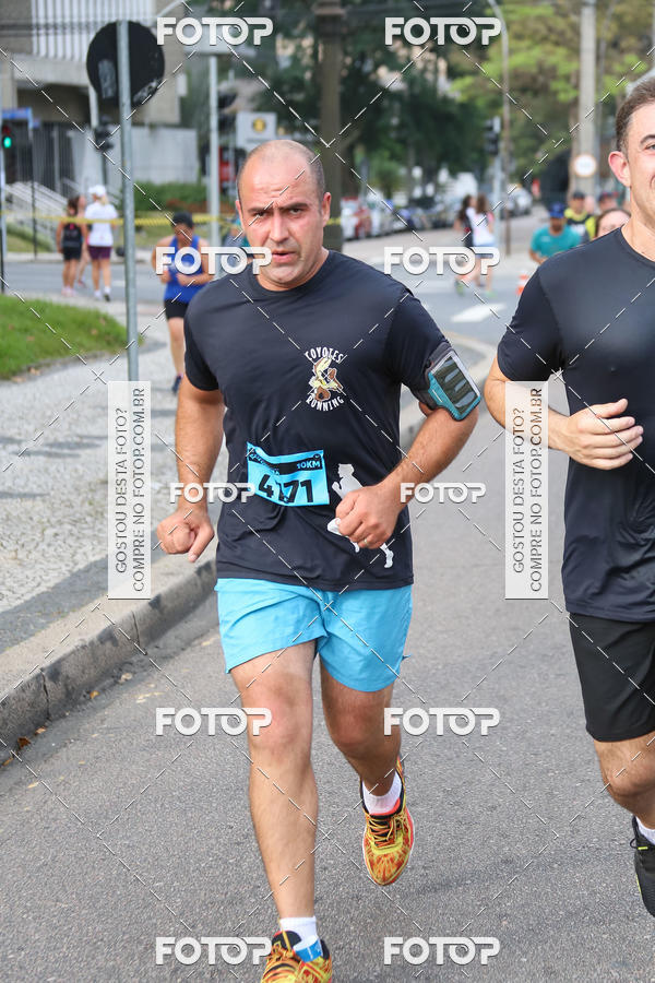 Buy your photos of the eventMeia Maratona Internacional de Curitiba 2018 on Fotop