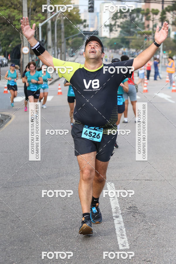 Buy your photos of the eventMeia Maratona Internacional de Curitiba 2018 on Fotop
