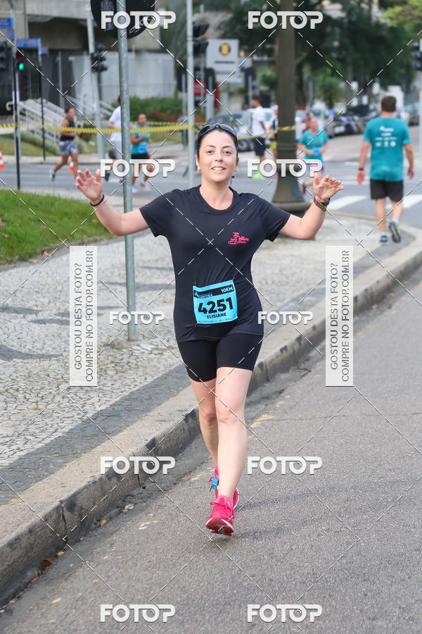 Buy your photos of the eventMeia Maratona Internacional de Curitiba 2018 on Fotop