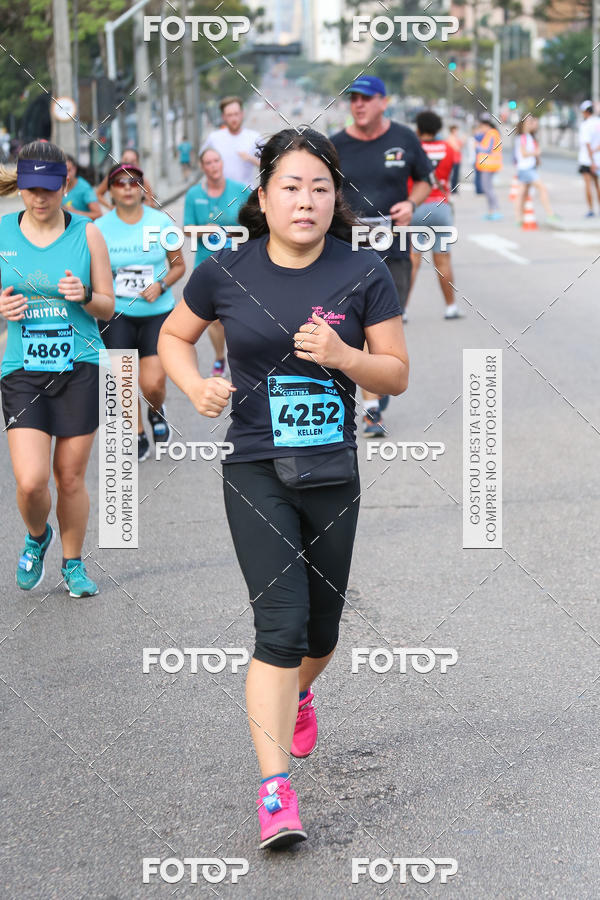 Buy your photos of the eventMeia Maratona Internacional de Curitiba 2018 on Fotop