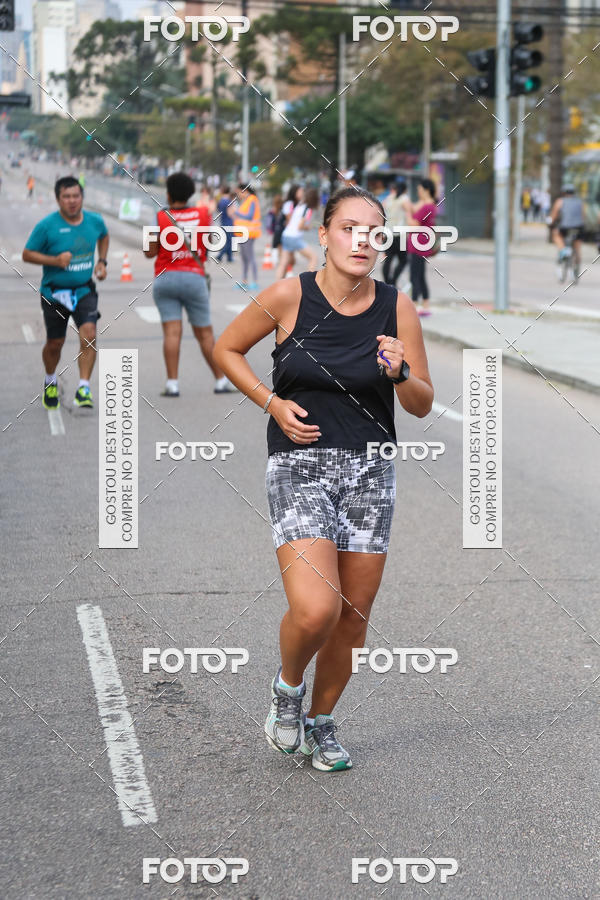 Buy your photos of the eventMeia Maratona Internacional de Curitiba 2018 on Fotop