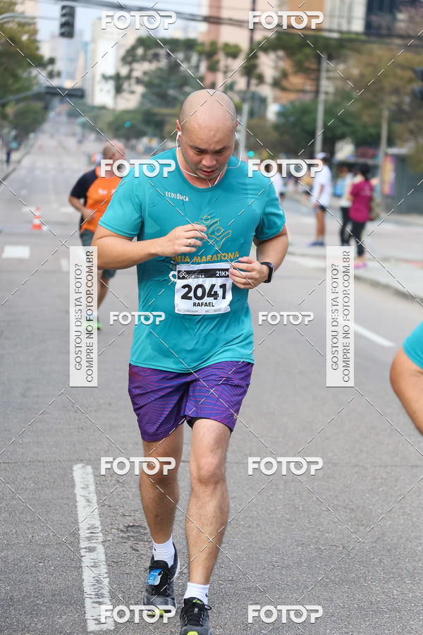 Buy your photos of the eventMeia Maratona Internacional de Curitiba 2018 on Fotop