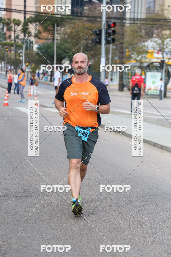 Buy your photos of the eventMeia Maratona Internacional de Curitiba 2018 on Fotop