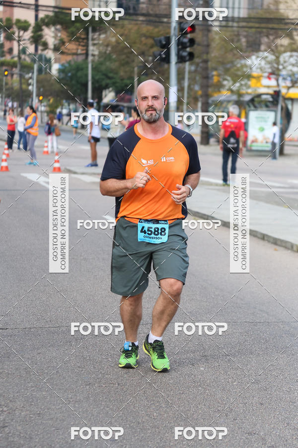 Buy your photos of the eventMeia Maratona Internacional de Curitiba 2018 on Fotop