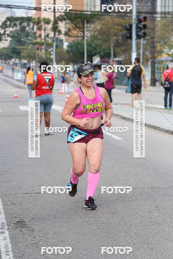 Buy your photos of the eventMeia Maratona Internacional de Curitiba 2018 on Fotop