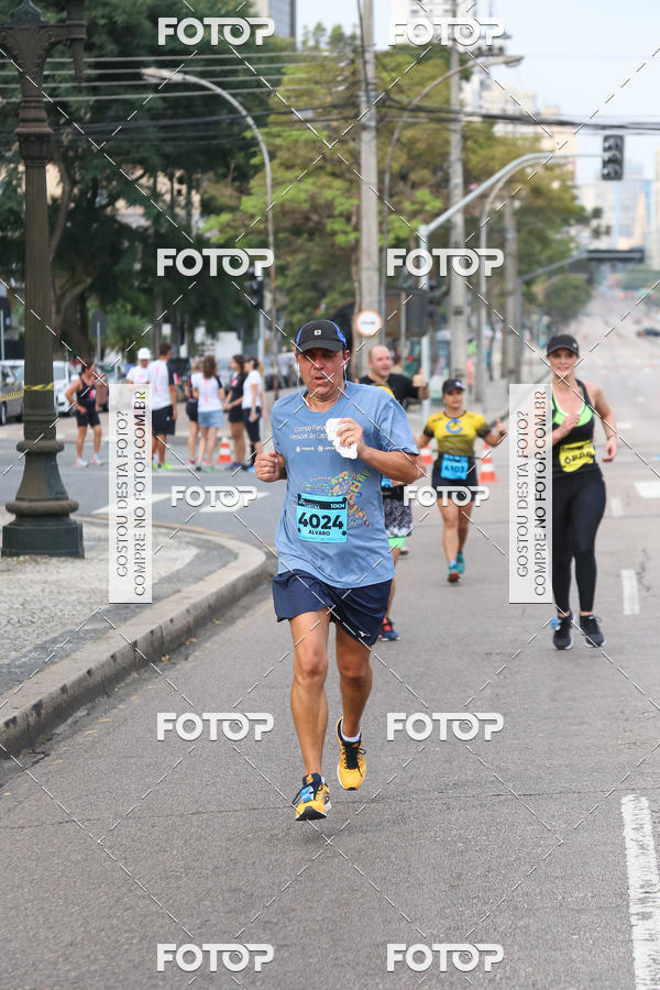 Buy your photos of the eventMeia Maratona Internacional de Curitiba 2018 on Fotop