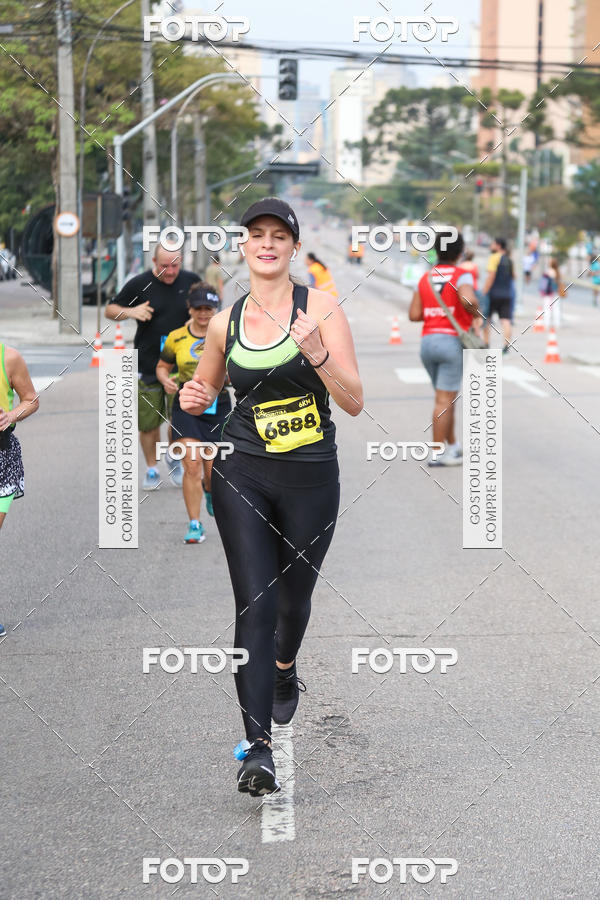 Buy your photos of the eventMeia Maratona Internacional de Curitiba 2018 on Fotop