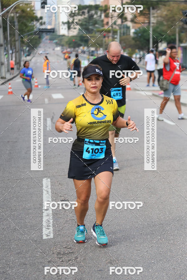 Buy your photos of the eventMeia Maratona Internacional de Curitiba 2018 on Fotop
