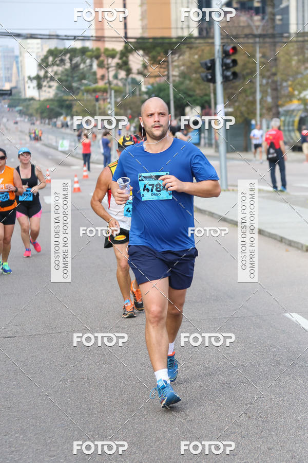 Buy your photos of the eventMeia Maratona Internacional de Curitiba 2018 on Fotop
