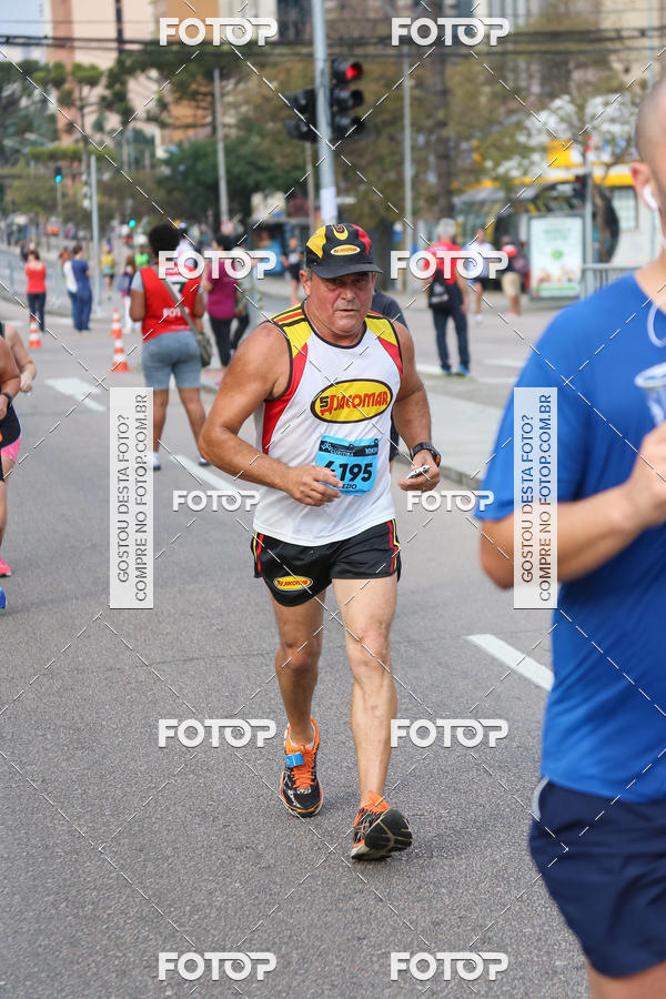 Buy your photos of the eventMeia Maratona Internacional de Curitiba 2018 on Fotop
