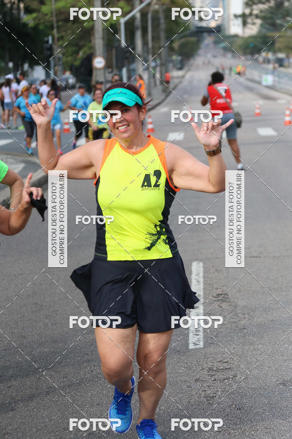 Buy your photos of the eventMeia Maratona Internacional de Curitiba 2018 on Fotop