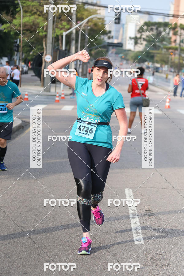 Buy your photos of the eventMeia Maratona Internacional de Curitiba 2018 on Fotop