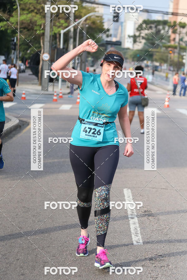 Buy your photos of the eventMeia Maratona Internacional de Curitiba 2018 on Fotop