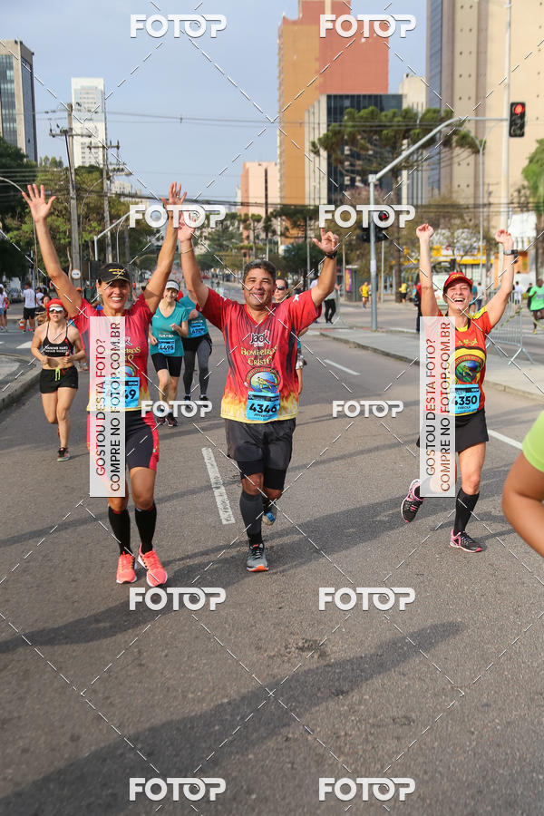 Buy your photos of the eventMeia Maratona Internacional de Curitiba 2018 on Fotop