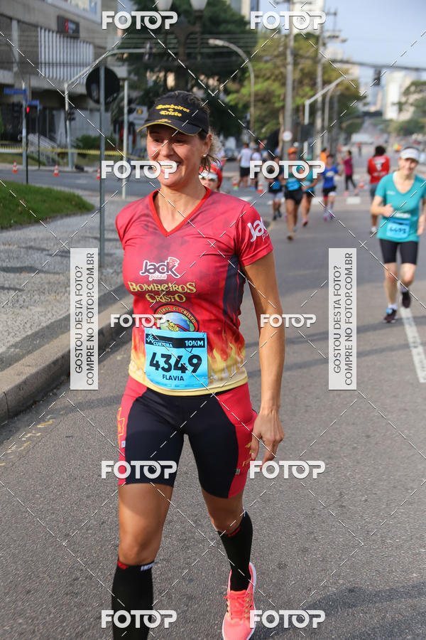 Buy your photos of the eventMeia Maratona Internacional de Curitiba 2018 on Fotop