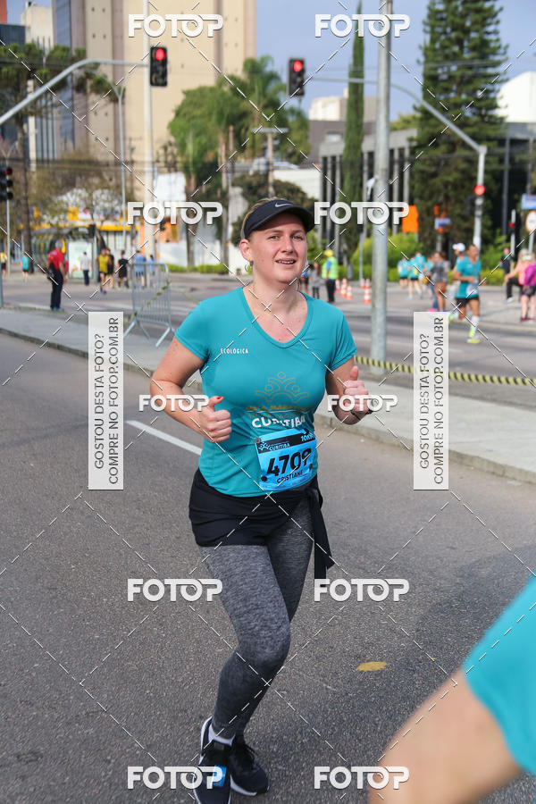 Buy your photos of the eventMeia Maratona Internacional de Curitiba 2018 on Fotop