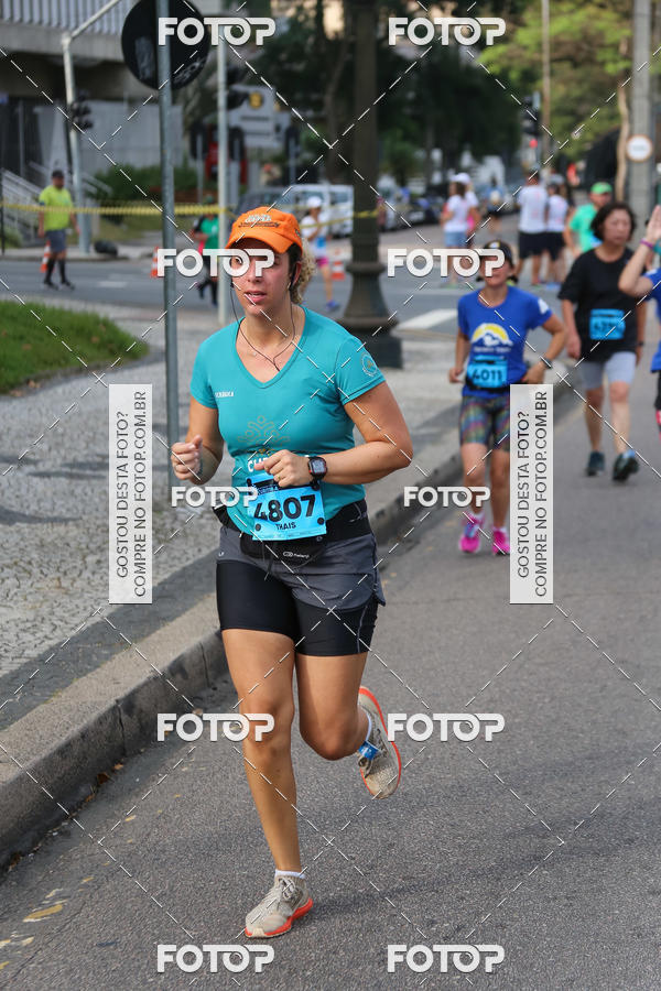 Buy your photos of the eventMeia Maratona Internacional de Curitiba 2018 on Fotop