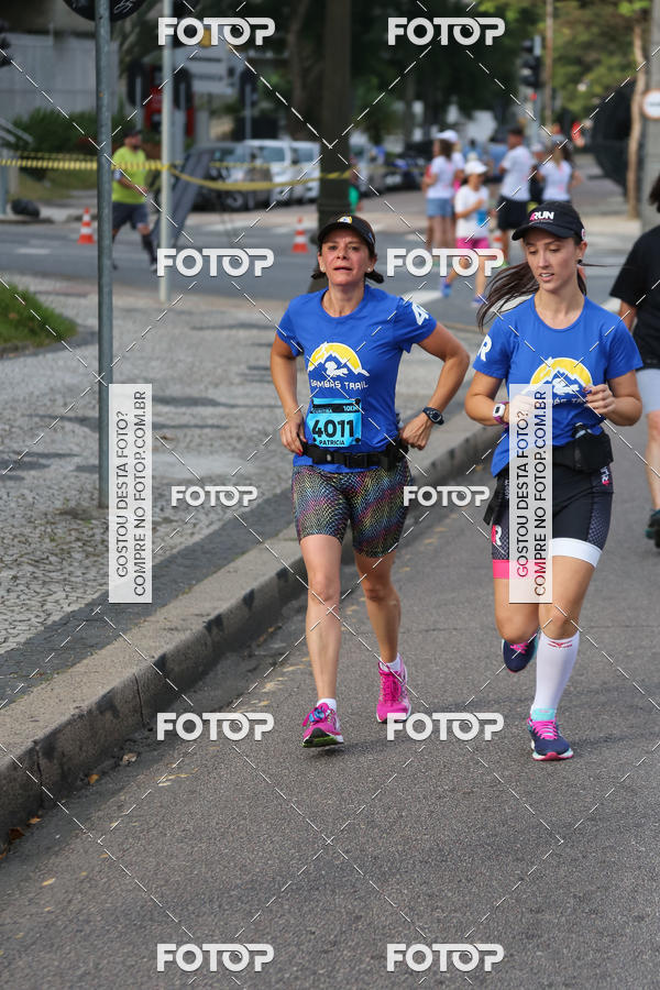 Buy your photos of the eventMeia Maratona Internacional de Curitiba 2018 on Fotop