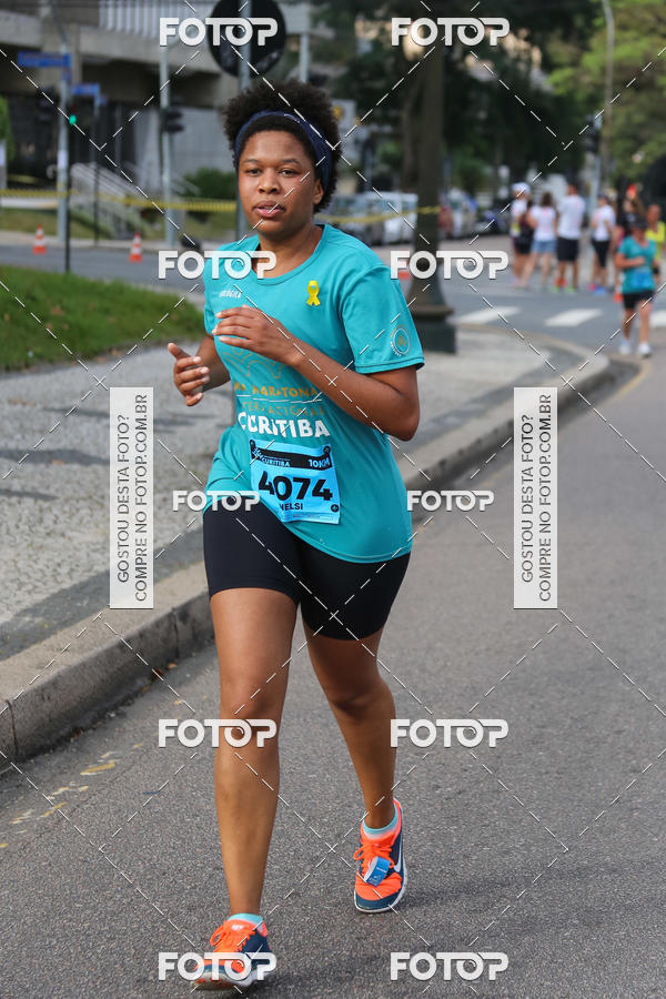Buy your photos of the eventMeia Maratona Internacional de Curitiba 2018 on Fotop
