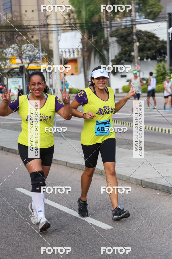 Buy your photos of the eventMeia Maratona Internacional de Curitiba 2018 on Fotop