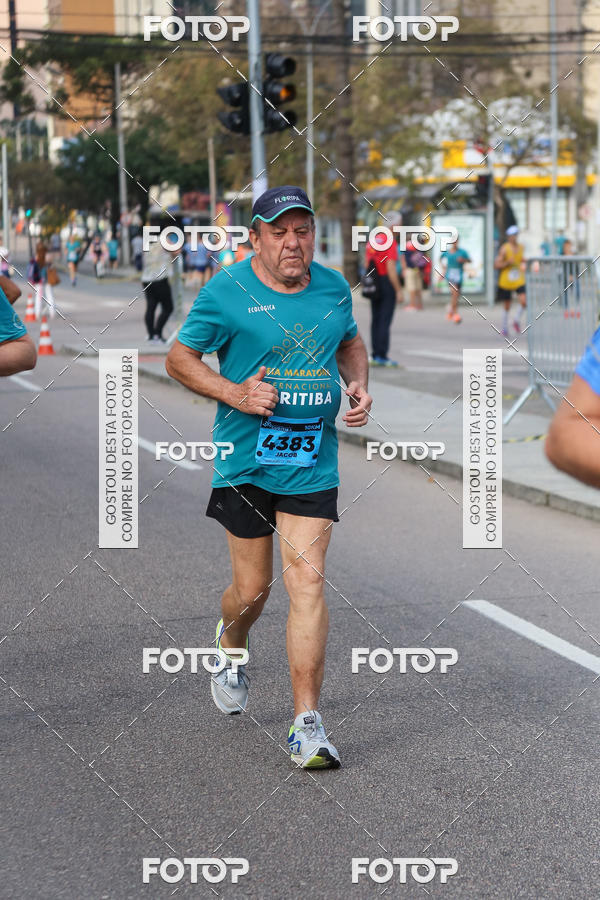 Buy your photos of the eventMeia Maratona Internacional de Curitiba 2018 on Fotop
