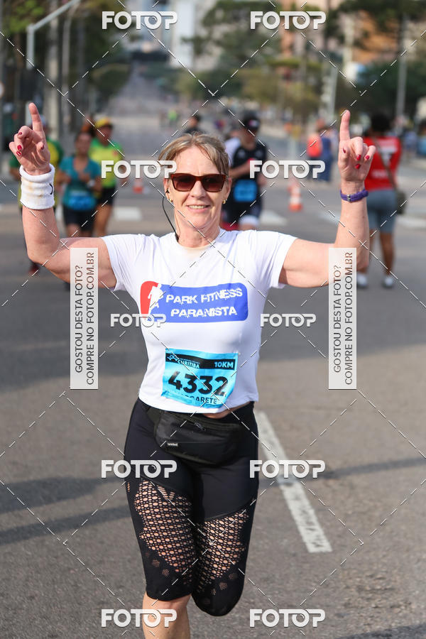 Buy your photos of the eventMeia Maratona Internacional de Curitiba 2018 on Fotop