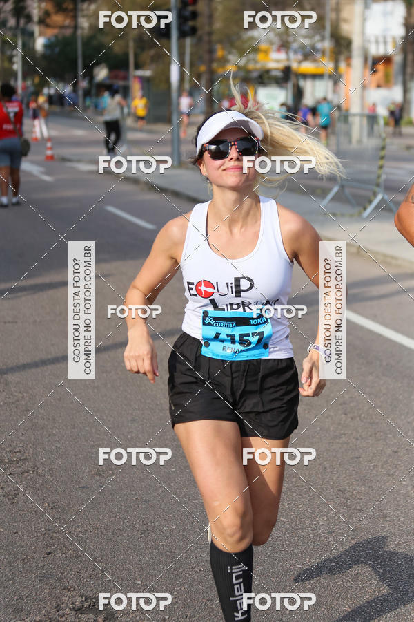 Buy your photos of the eventMeia Maratona Internacional de Curitiba 2018 on Fotop