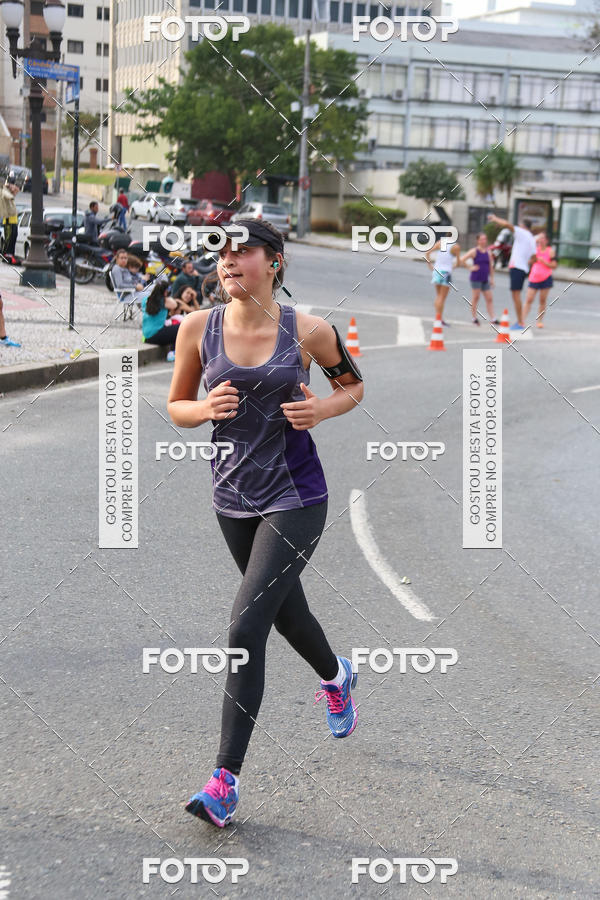 Buy your photos of the eventMeia Maratona Internacional de Curitiba 2018 on Fotop