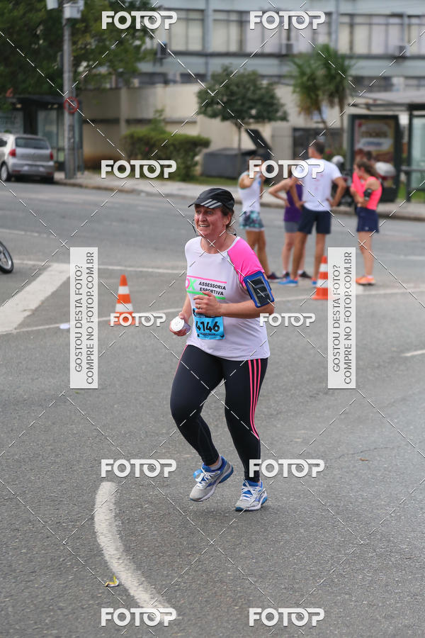 Buy your photos of the eventMeia Maratona Internacional de Curitiba 2018 on Fotop