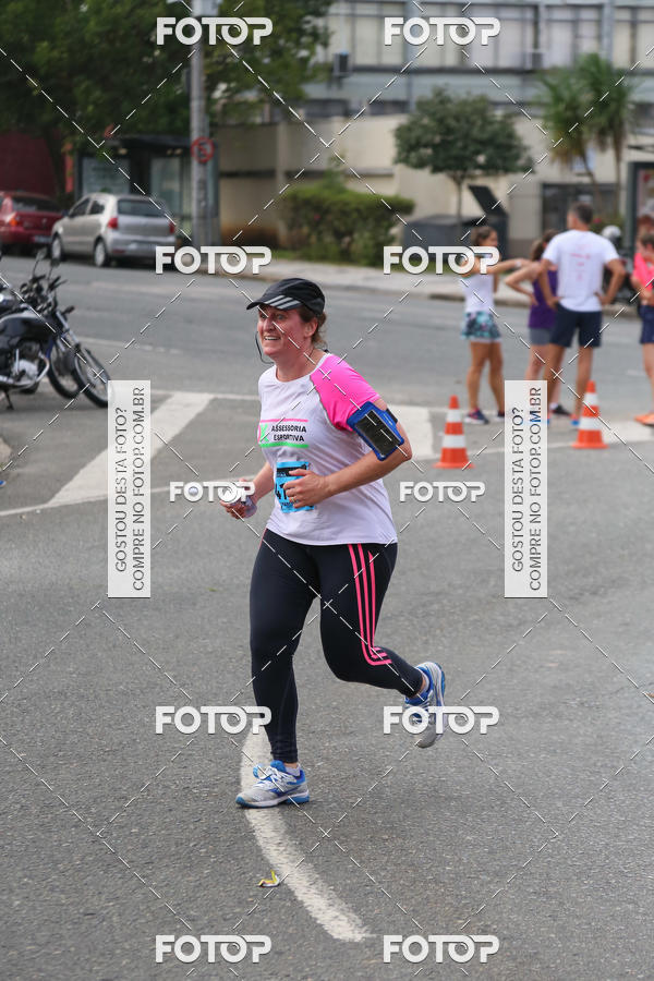 Buy your photos of the eventMeia Maratona Internacional de Curitiba 2018 on Fotop