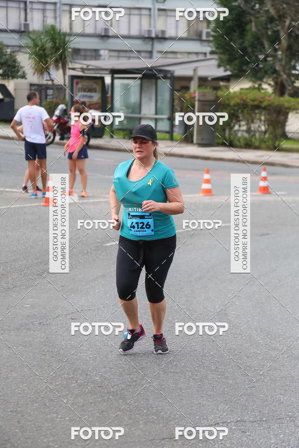 Buy your photos of the eventMeia Maratona Internacional de Curitiba 2018 on Fotop
