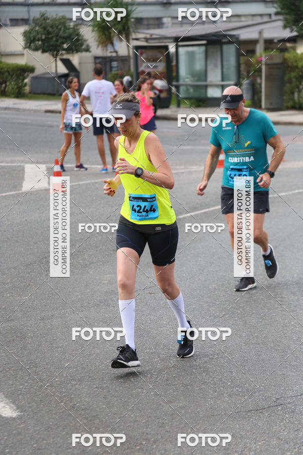 Buy your photos of the eventMeia Maratona Internacional de Curitiba 2018 on Fotop