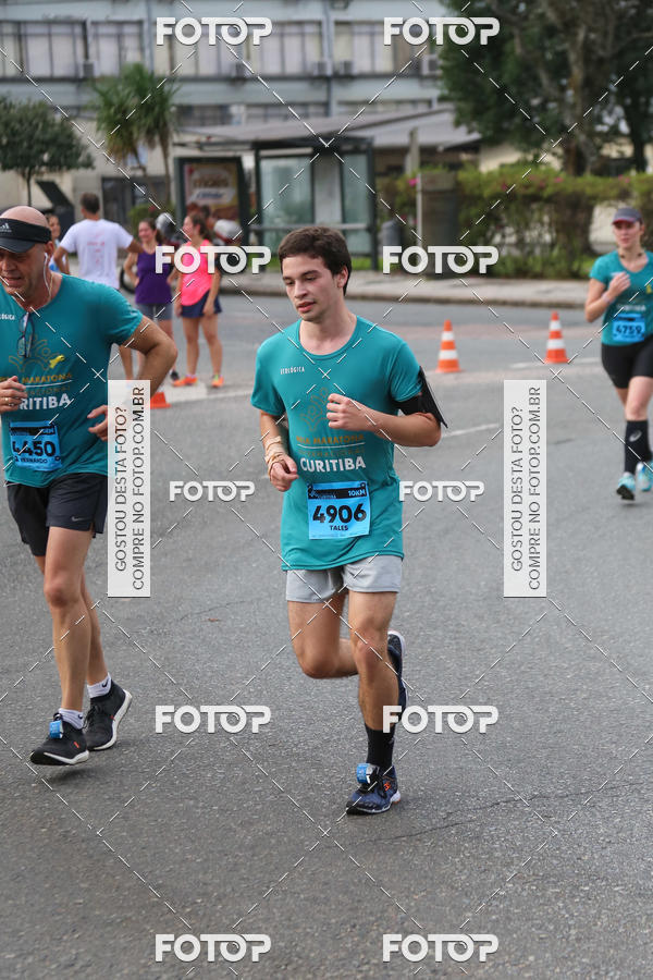 Buy your photos of the eventMeia Maratona Internacional de Curitiba 2018 on Fotop