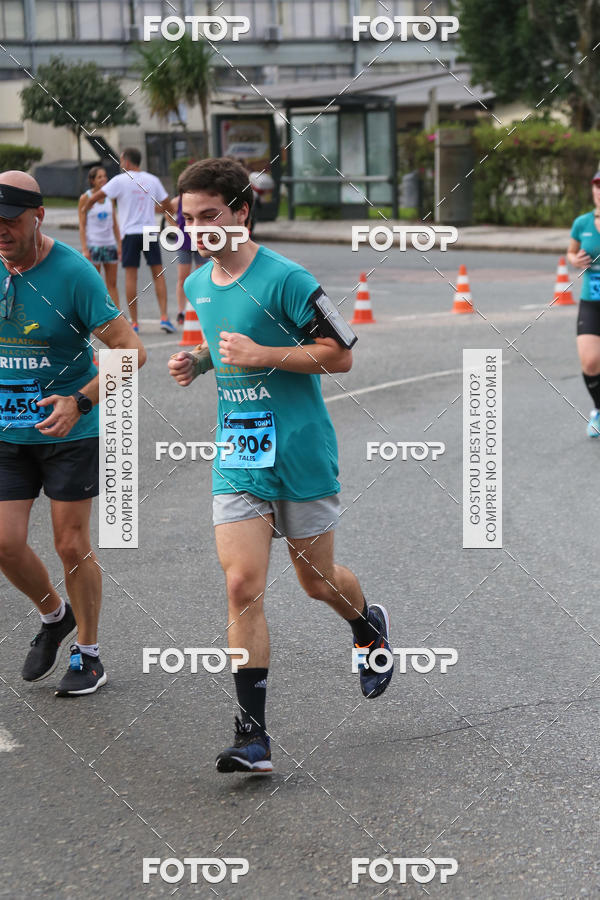 Buy your photos of the eventMeia Maratona Internacional de Curitiba 2018 on Fotop
