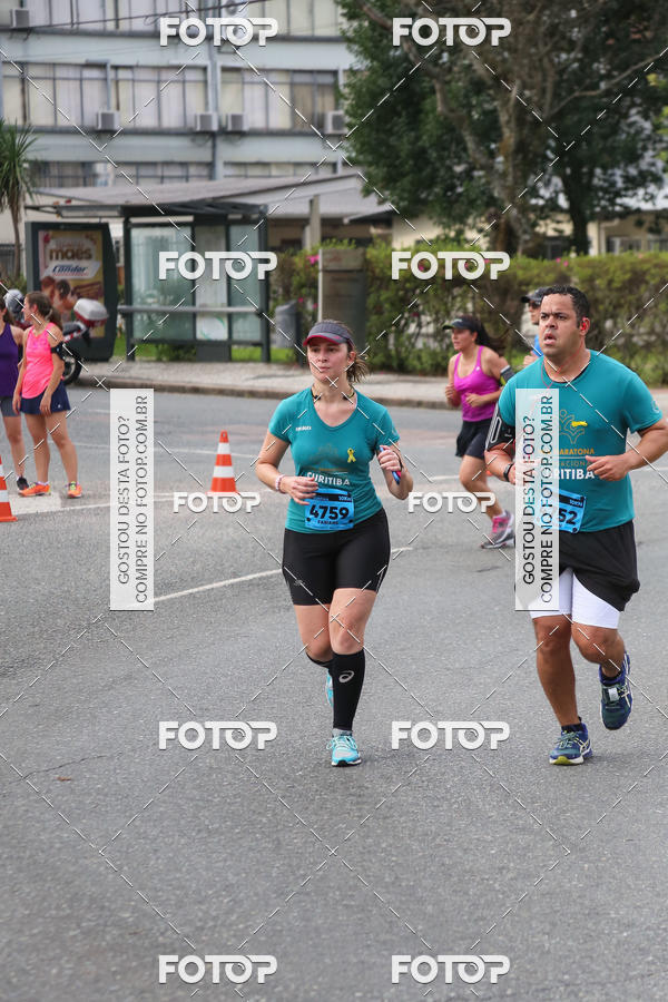Buy your photos of the eventMeia Maratona Internacional de Curitiba 2018 on Fotop