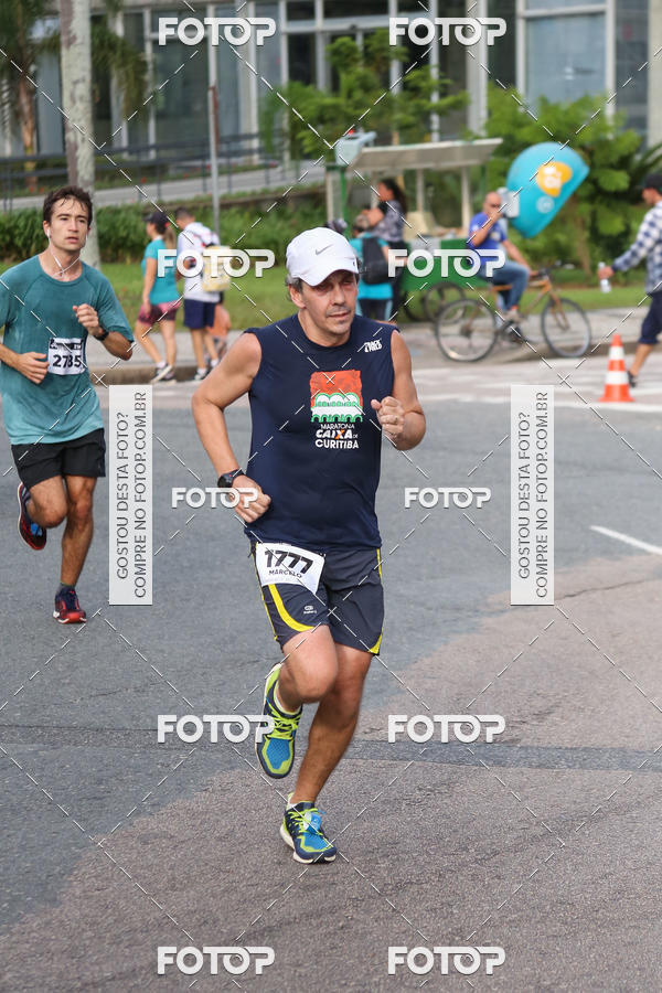 Buy your photos of the eventMeia Maratona Internacional de Curitiba 2018 on Fotop
