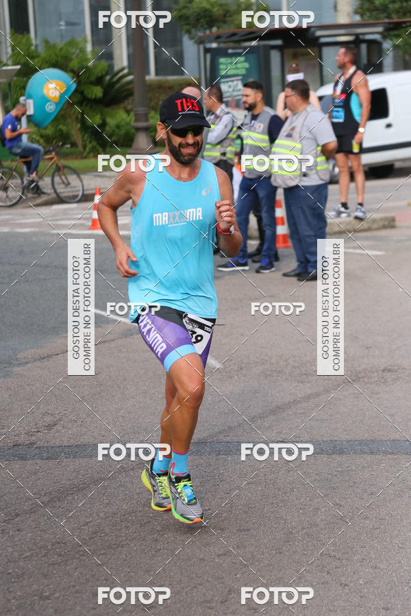 Buy your photos of the eventMeia Maratona Internacional de Curitiba 2018 on Fotop