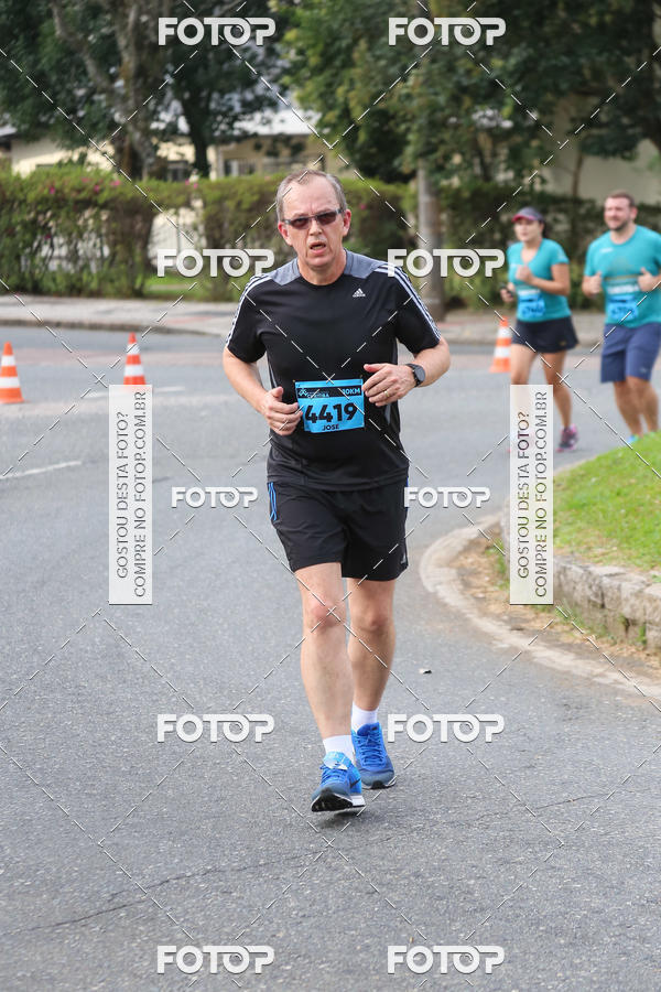 Buy your photos of the eventMeia Maratona Internacional de Curitiba 2018 on Fotop