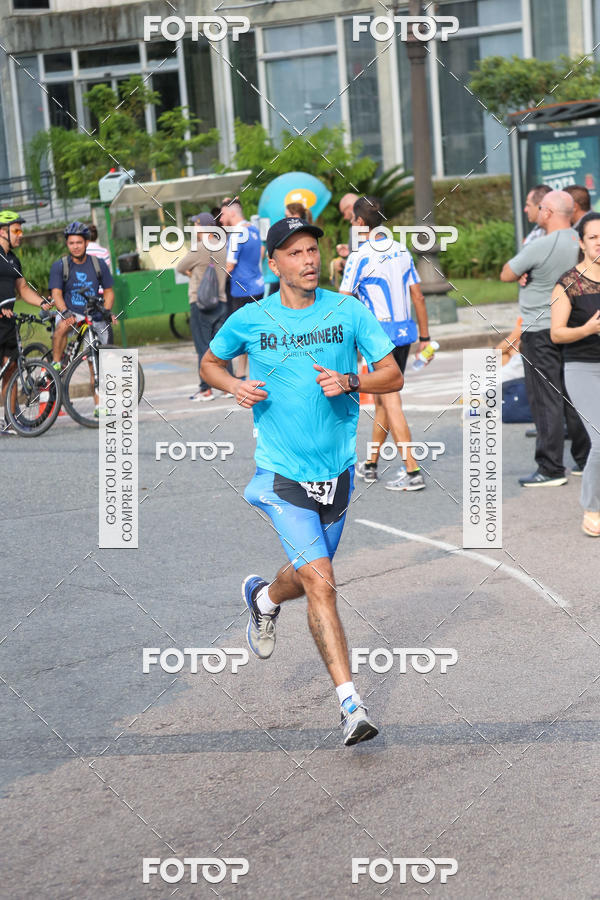 Buy your photos of the eventMeia Maratona Internacional de Curitiba 2018 on Fotop