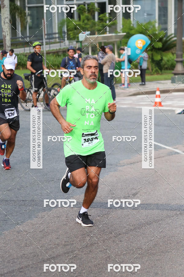 Buy your photos of the eventMeia Maratona Internacional de Curitiba 2018 on Fotop