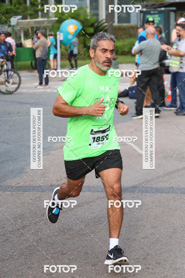 Buy your photos of the eventMeia Maratona Internacional de Curitiba 2018 on Fotop