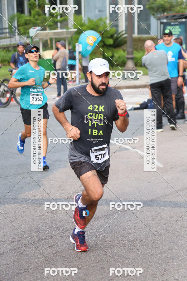 Buy your photos of the eventMeia Maratona Internacional de Curitiba 2018 on Fotop