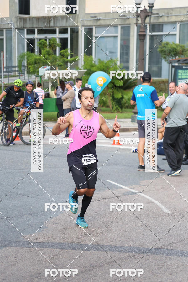 Buy your photos of the eventMeia Maratona Internacional de Curitiba 2018 on Fotop