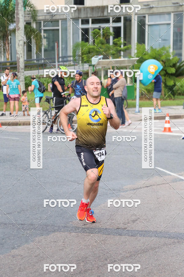 Buy your photos of the eventMeia Maratona Internacional de Curitiba 2018 on Fotop